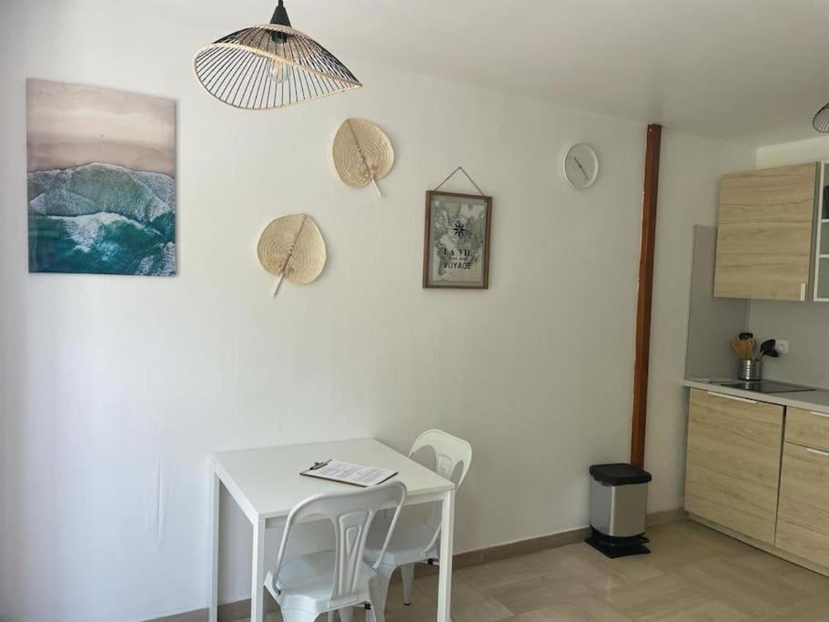 Grand Dans Avec Piscine Hyères