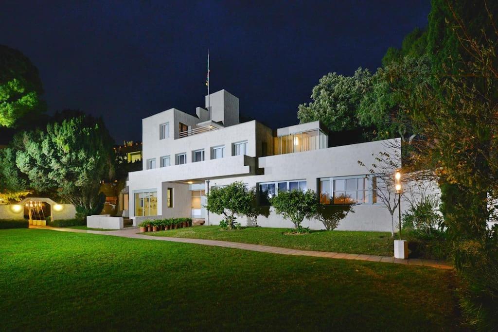 Grand Dans Avec Piscine * Hyeres